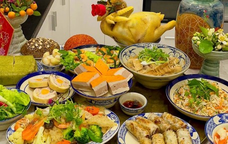 Nên cúng Chay hay cúng Mặn cho Gia tiên? - Hiểu đúng để tích đức, tránh nghiệp sát