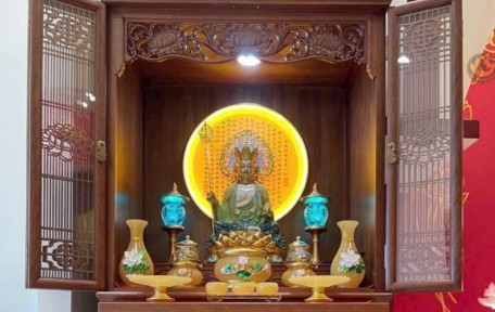 Bàn Thờ Phật Bằng Gỗ Đẹp, Chuẩn Phong Thủy, Bền Đẹp Theo Thời Gian