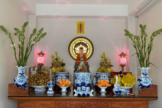 Bàn Thờ Phật Đẹp Nhất Không Chỉ Nằm Ở Kiểu Dáng Mà Còn Ở Sự Hài Hòa Với Không Gian