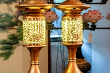 Đèn Bàn Thờ Đẹp Cao Cấp | Mẫu Đèn Thờ Trang Nghiêm 