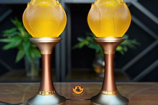 Cách Vệ Sinh Đèn Phòng Thờ Đúng Cách, Bền Đẹp Lâu Dài